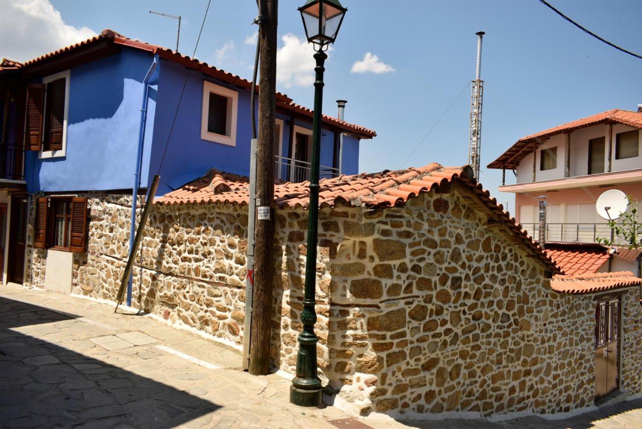 Вилла Renovated Old Manor House With Yard Арнея Экстерьер фото