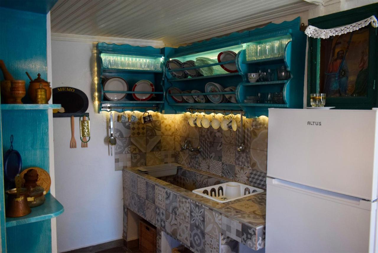 Вилла Renovated Old Manor House With Yard Арнея Экстерьер фото